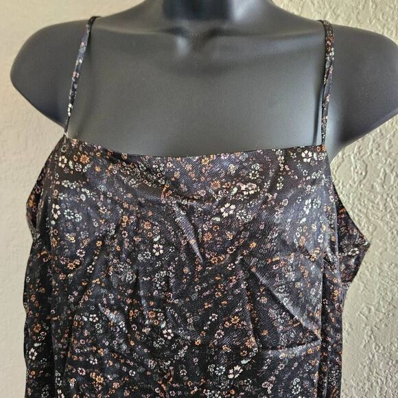 Gianni Bini Floral Mini Dress - Picture 3 of 9